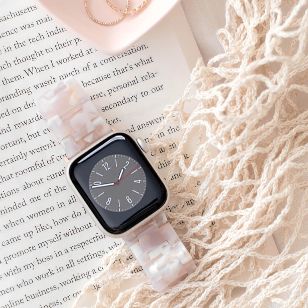 Rose Quartz Vienna Apple Watch Strap
