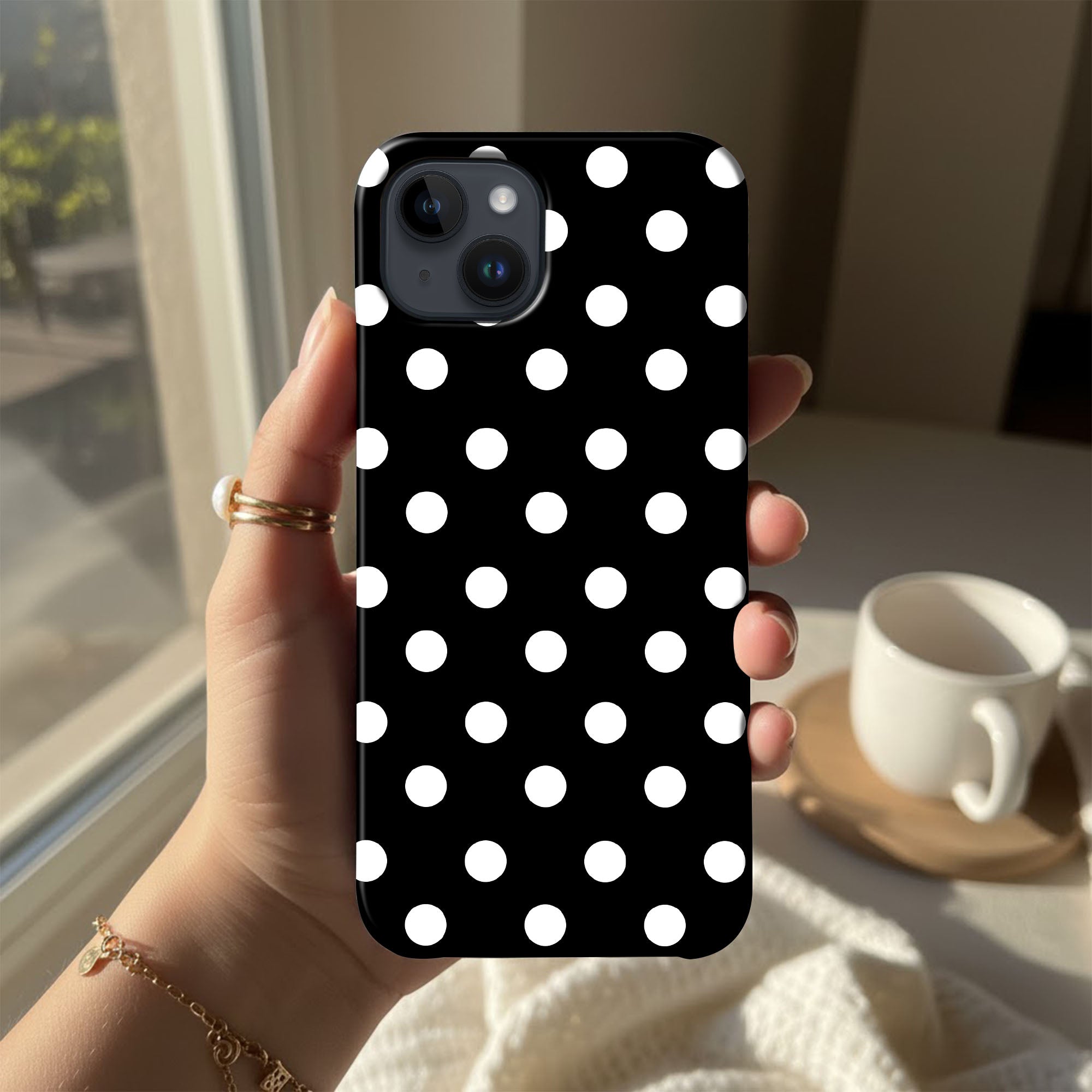 Black White Dots
