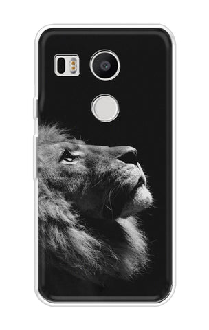 Lion Looking to Sky Nexus 5x Back Cover
