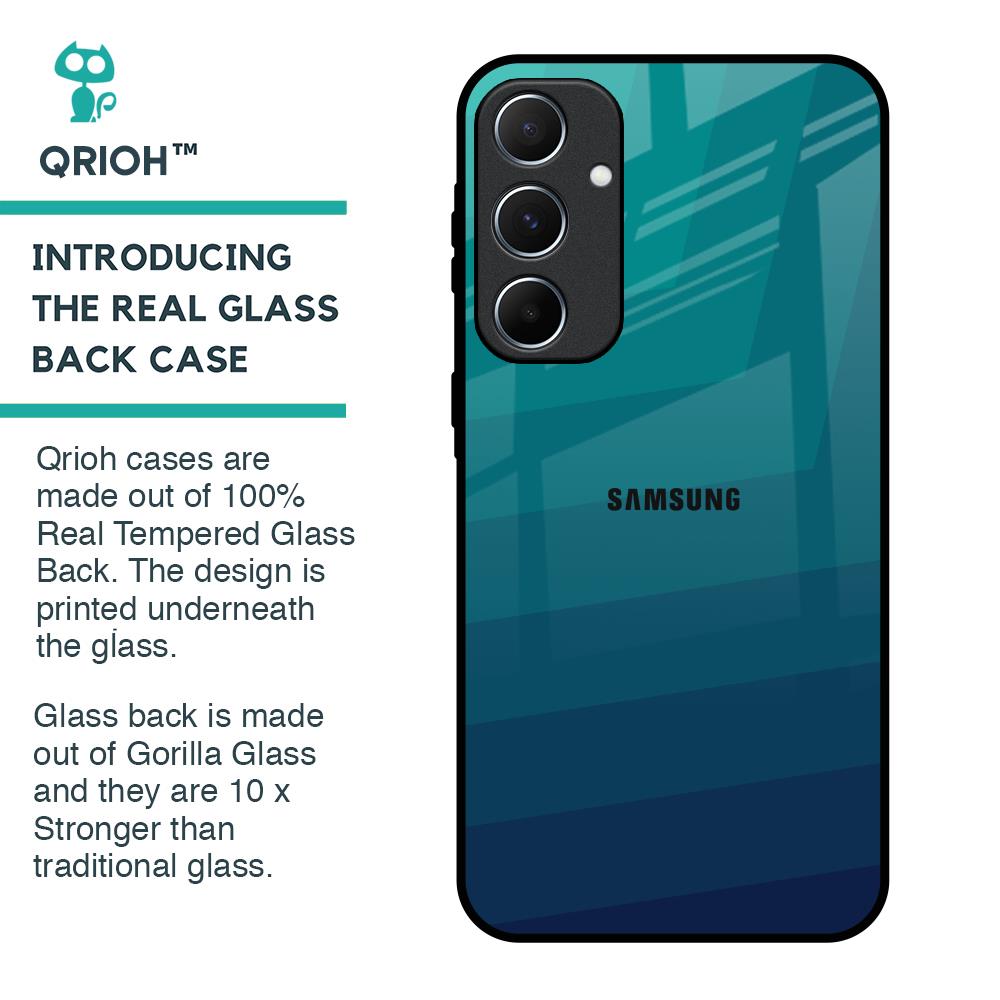 Green Triangle Pattern Glass Case for Samsung Galaxy A55 5G