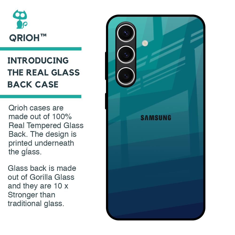 Green Triangle Pattern Glass Case for Samsung Galaxy S24 FE 5G