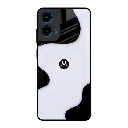 Wheat Cream Wavy Motorola G45 5G Glass Back Cover Online