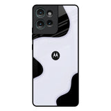 Wheat Cream Wavy Motorola Edge 50 5G Glass Back Cover Online