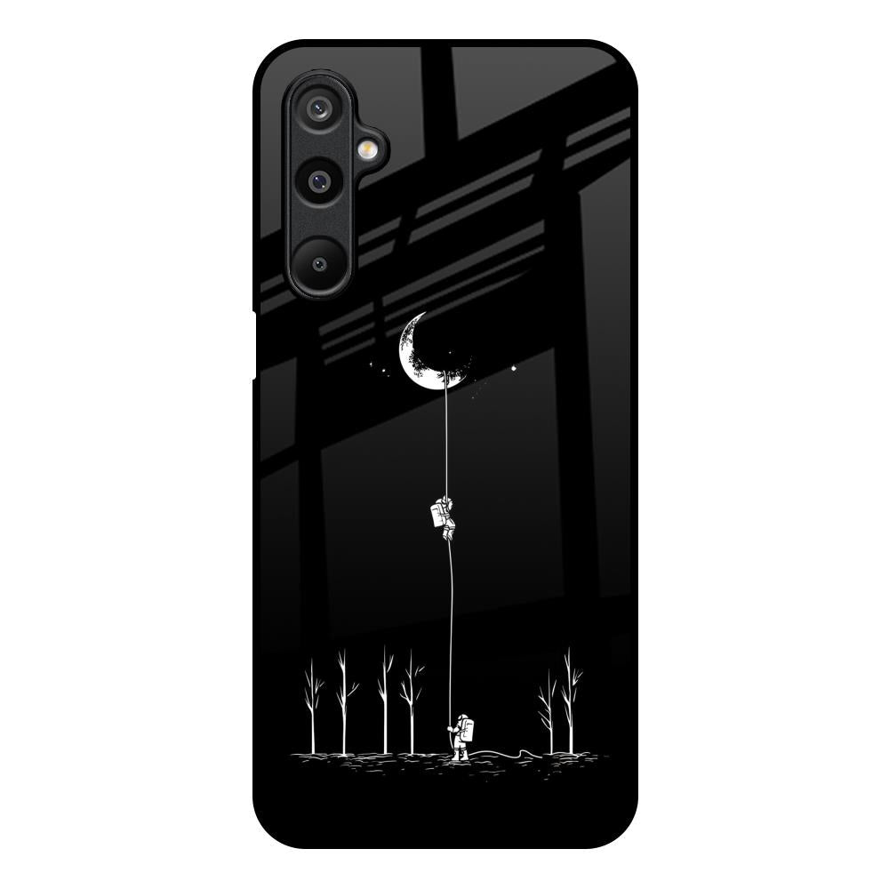 Catch the Moon Samsung Galaxy M16 5G Glass Back Cover Online