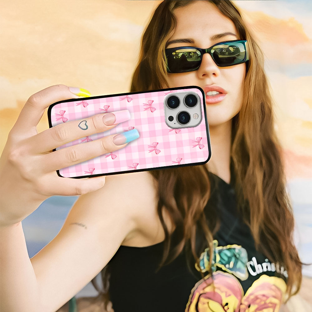 Bowtique Pattern Glass Case