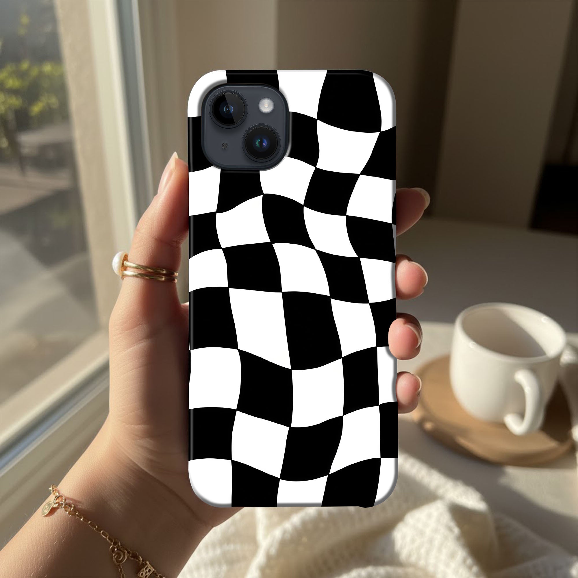B&W Wavy Checks