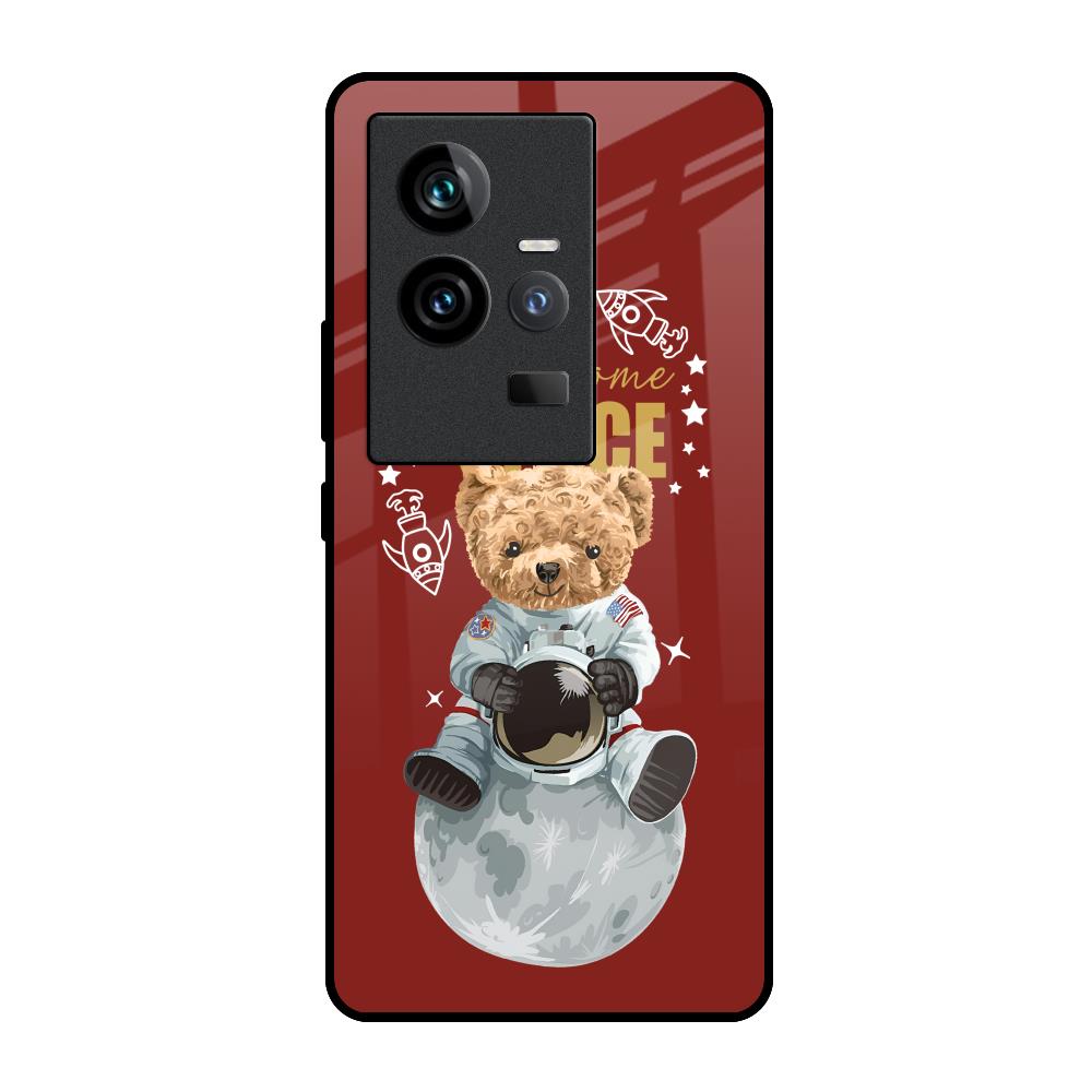 Astronaut Bear iQOO 11 Glass Back Cover Online