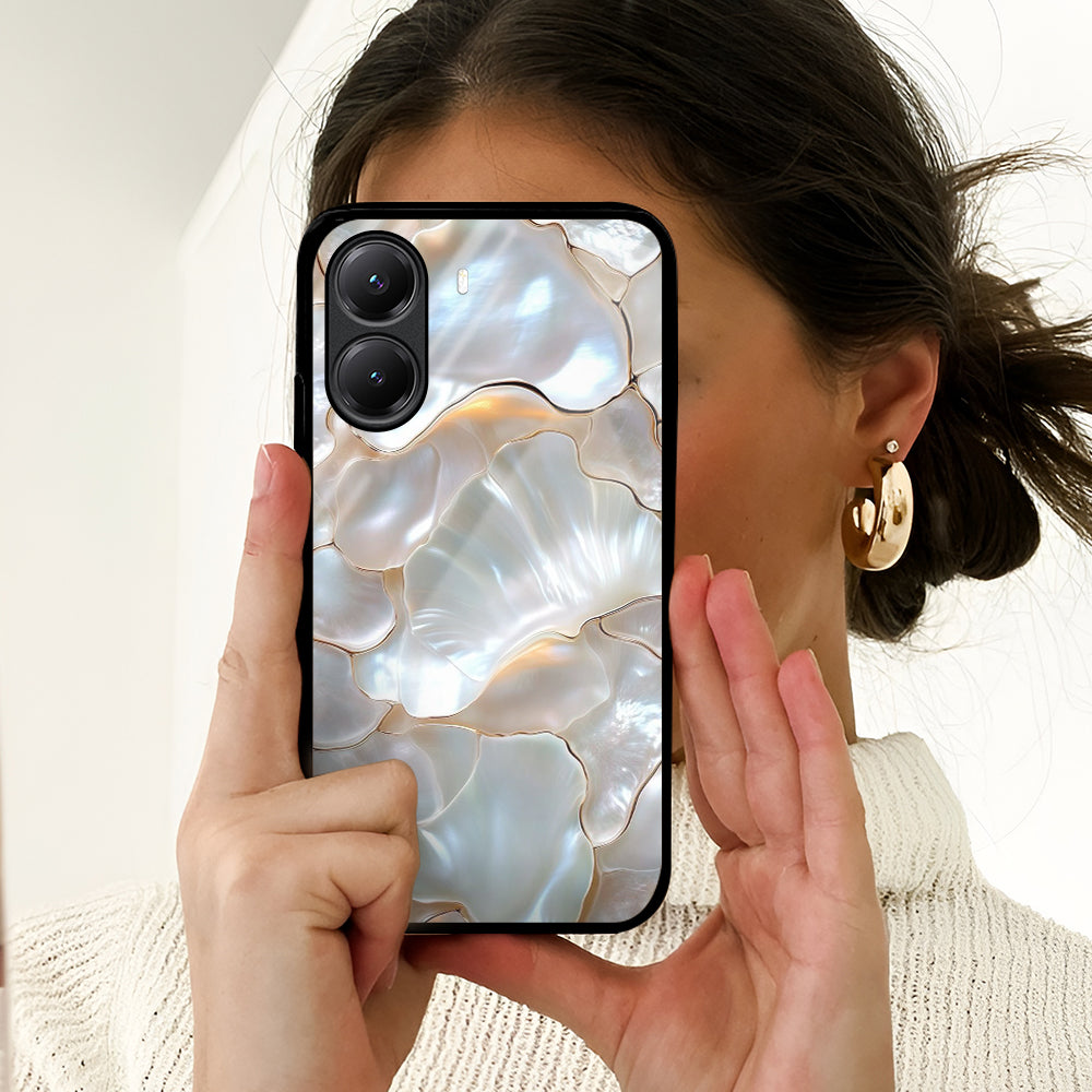 Pearl Shell Glass Case