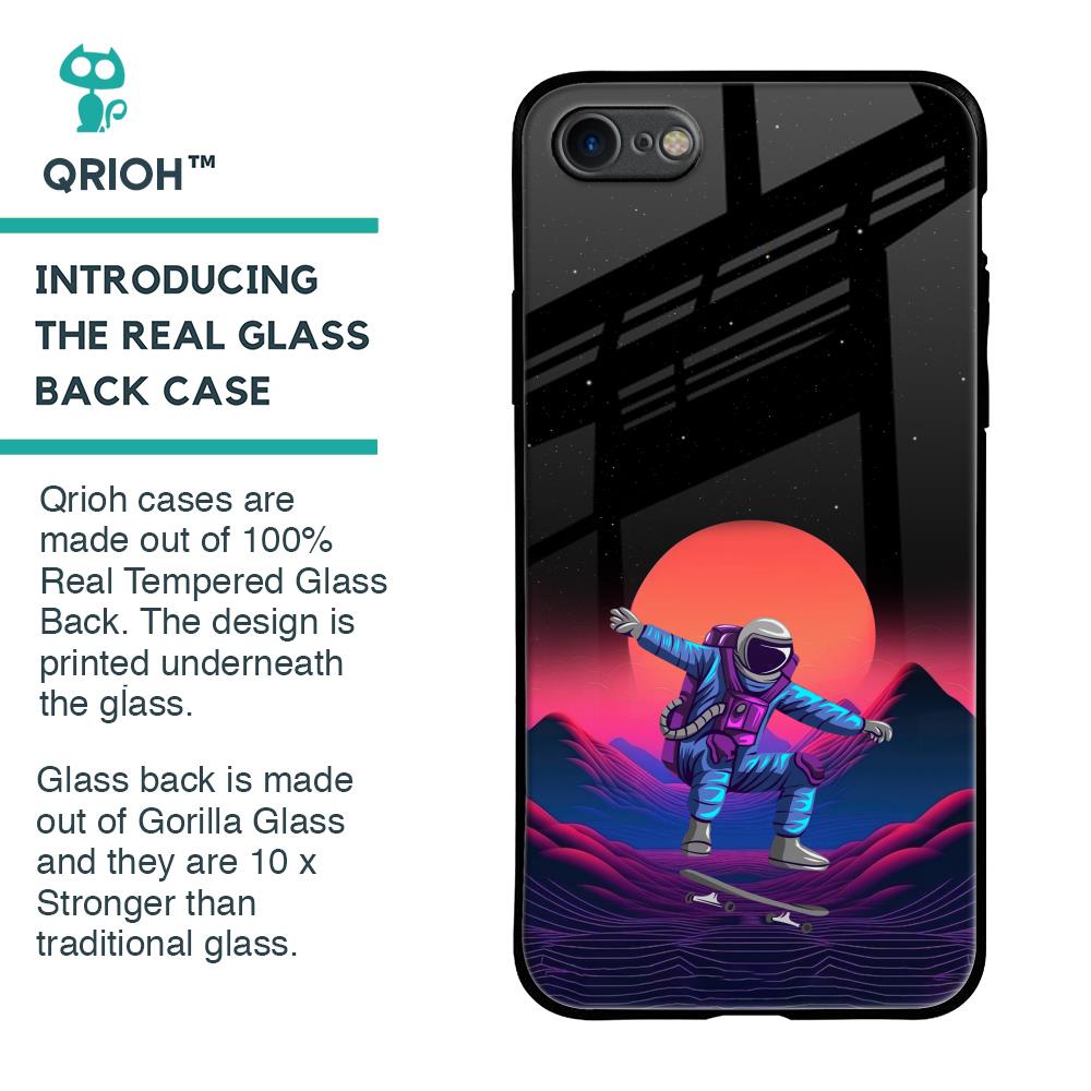Retro Astronaut Glass Case for iPhone 8