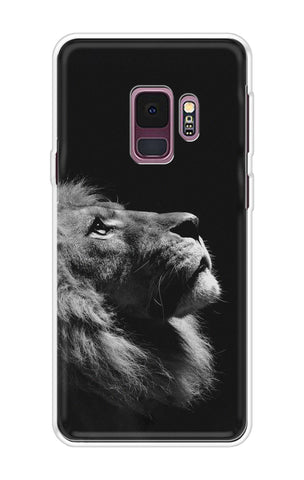 Lion Looking to Sky Samsung S9 Back Cover