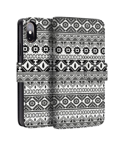 Black & White Pattern iPhone Flip Cover Online