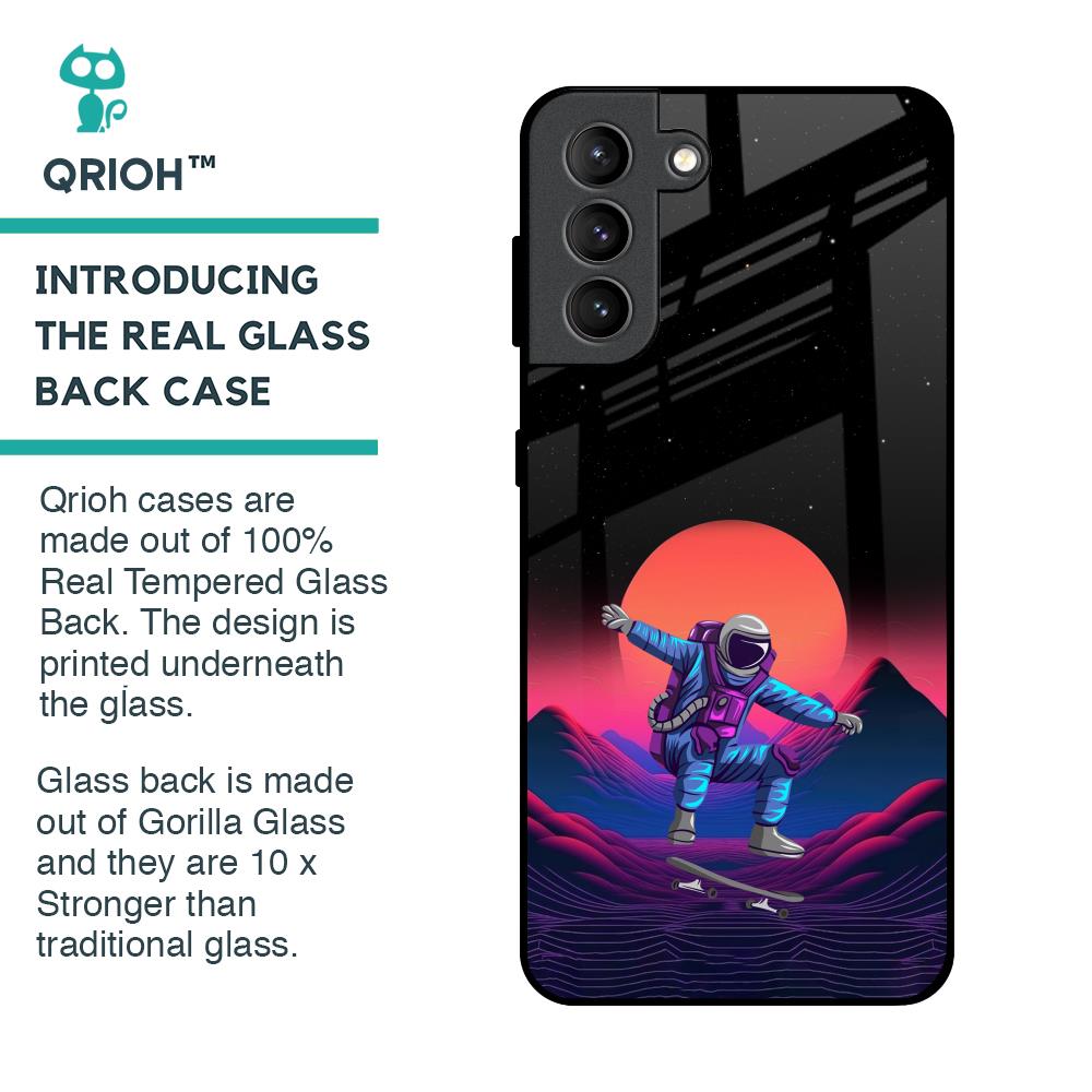 Retro Astronaut Glass Case for Samsung Galaxy S21 Plus