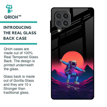 Retro Astronaut Glass Case for Samsung Galaxy F62