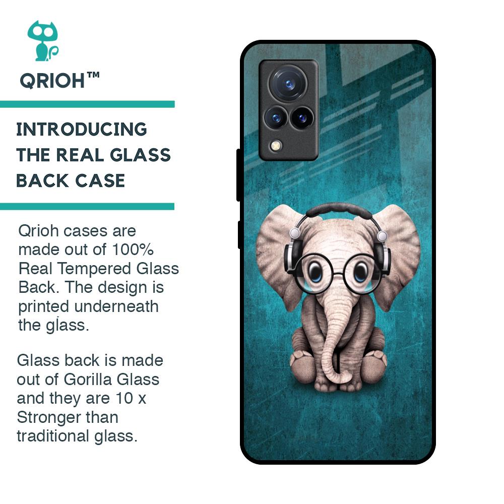 Adorable Baby Elephant Glass Case For Vivo V21