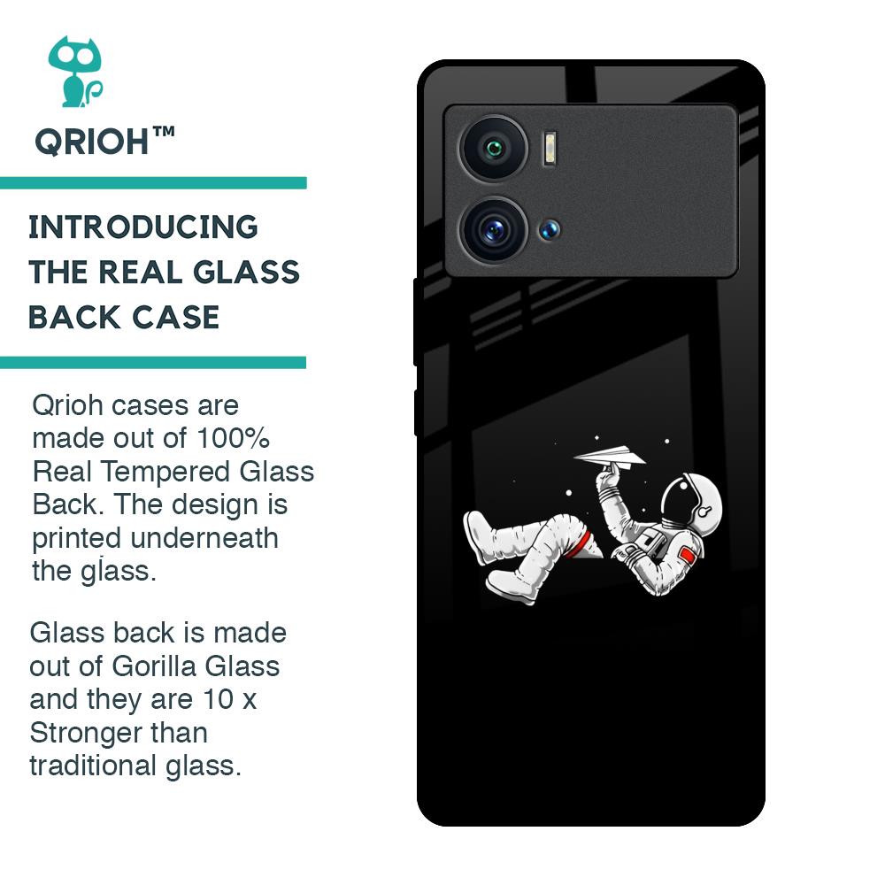 Space Traveller Glass Case for iQOO 9 Pro