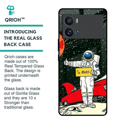 Astronaut on Mars Glass Case for iQOO 9 Pro