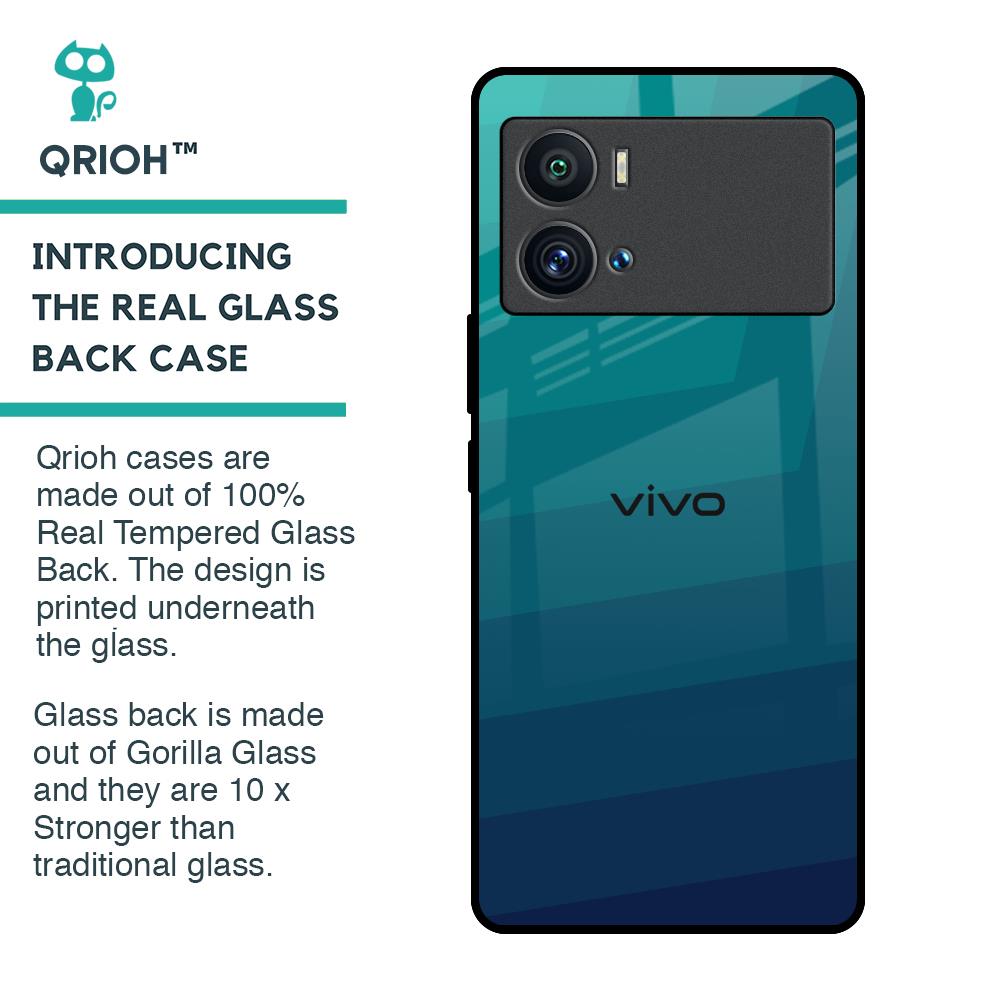 Green Triangle Pattern Glass Case for iQOO 9 Pro