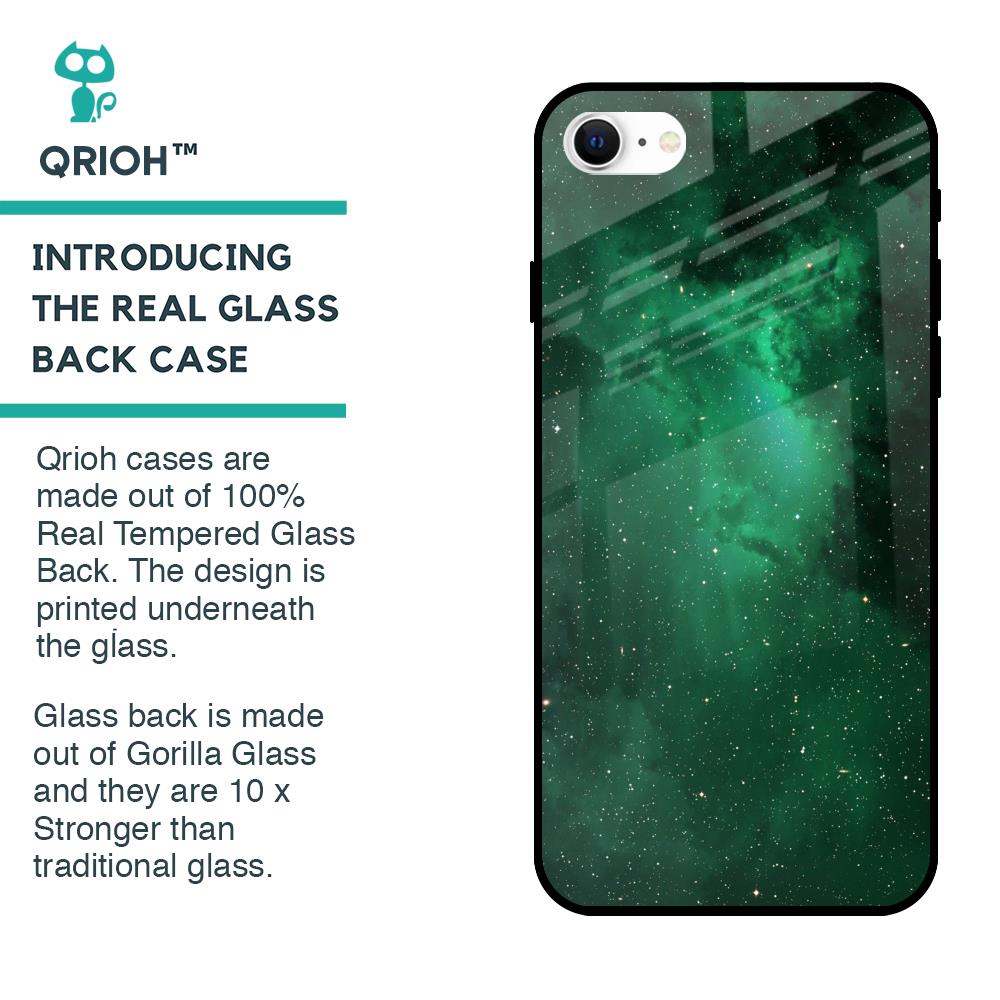 Emerald Firefly Glass Case For iPhone SE 2022