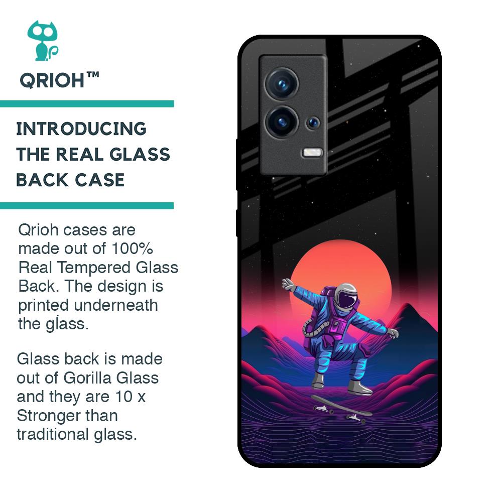 Retro Astronaut Glass Case for IQOO 9 5G