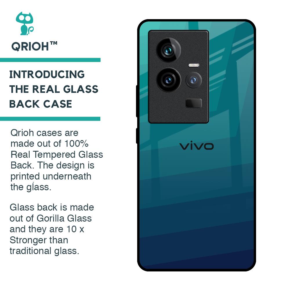 Green Triangle Pattern Glass Case for iQOO 11
