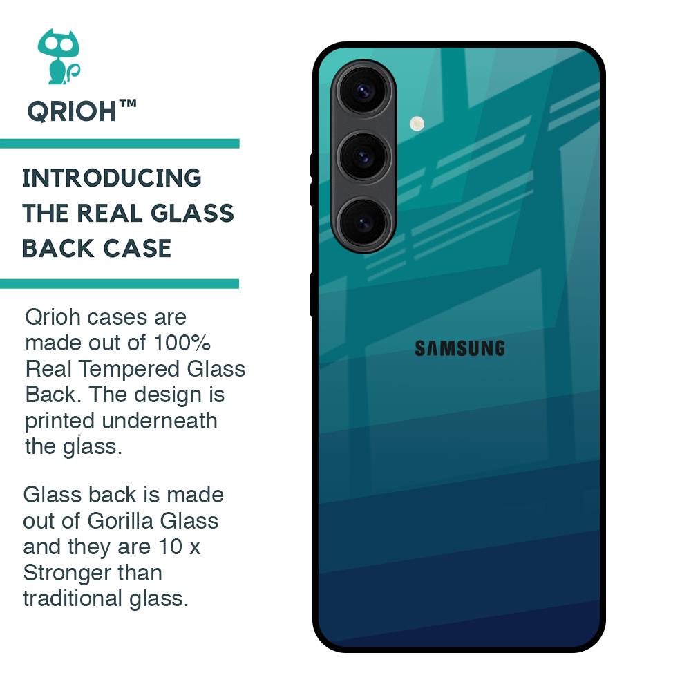 Green Triangle Pattern Glass Case for Samsung Galaxy S24 Plus 5G
